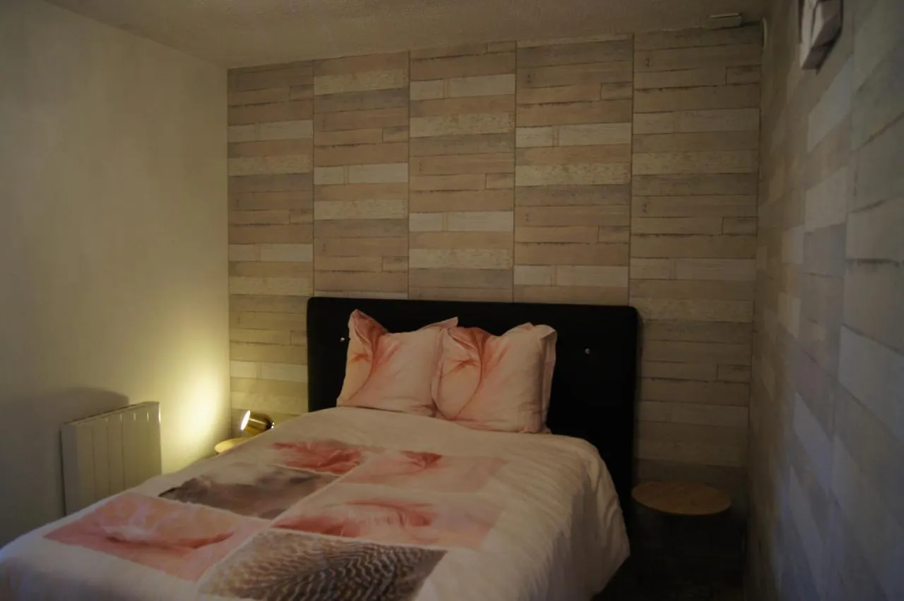 Appartement Proche Bord De Mer Plougasnou